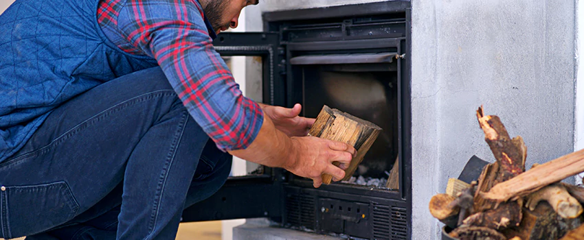 Old Broken Fireplace Repair And Replacement in Bleury, QC